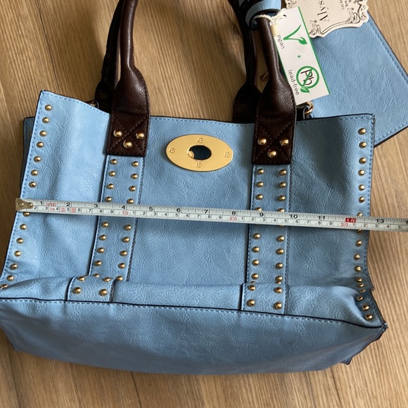 NWT vegan leather handbag - Picture 2 of 13